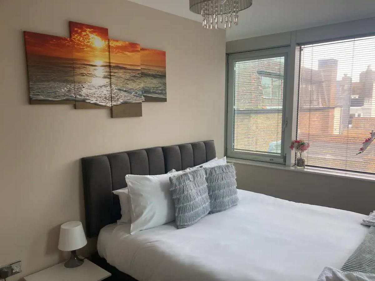برايتون Beautiful Apartment Very Close To The Beach المظهر الخارجي الصورة